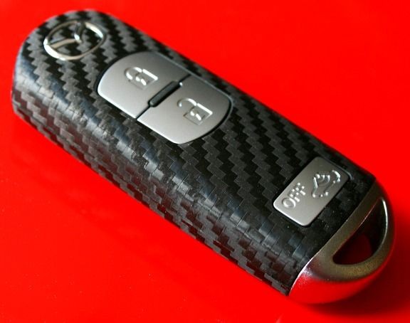 #6 Schlüsselfolie in Carbonoptik Mazda Modelle LogIn