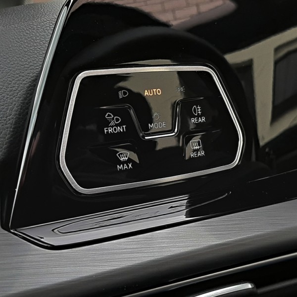 1 Aluminium Dekorblende für den Lichtschalter passend für die VW Golf 8 Modelle Typ CD