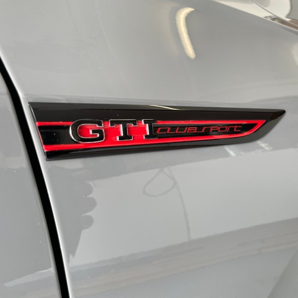 1 Set Aufkleber für die Kotflügel VW Golf 8 GTI Clubsport