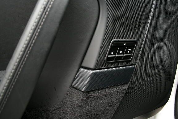 1 Set Foliendekor in Carbonoptik für die Blende in den Türen passend für Porsche 911 Modelle Typ 997
