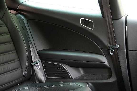 1 Set Aluminium Dekorrahmen für die Lautsprecher hinten passend für VW Scirocco Modelle Typ 13